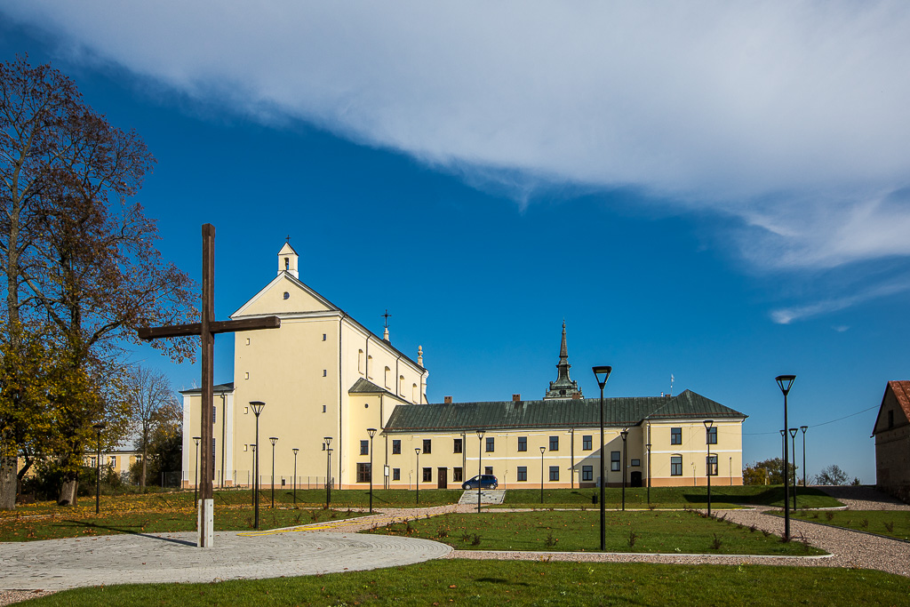 Budynek zabytkowego klasztory w Szczuczynie 