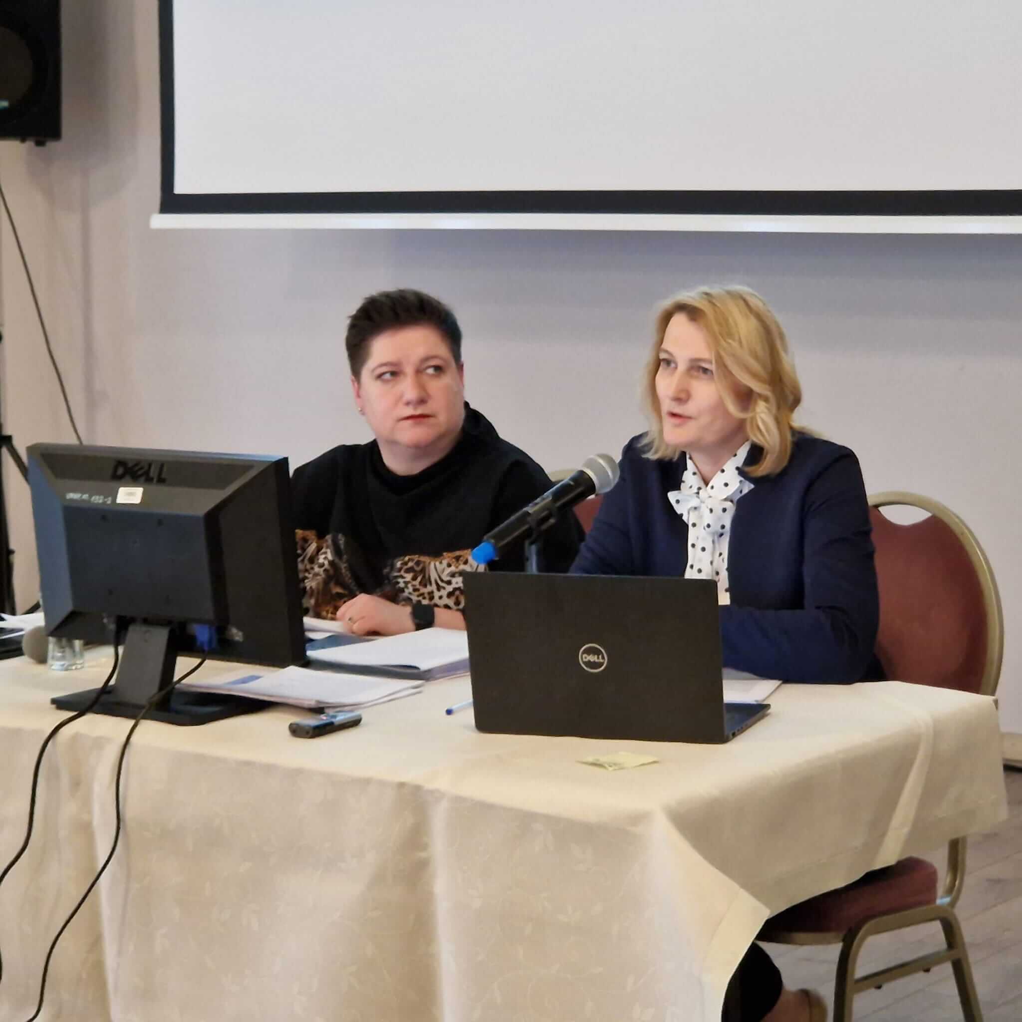 Dyrektor Joanna Sarosiek oraz Zastępca Dyrektora Katarzyna Kitlas